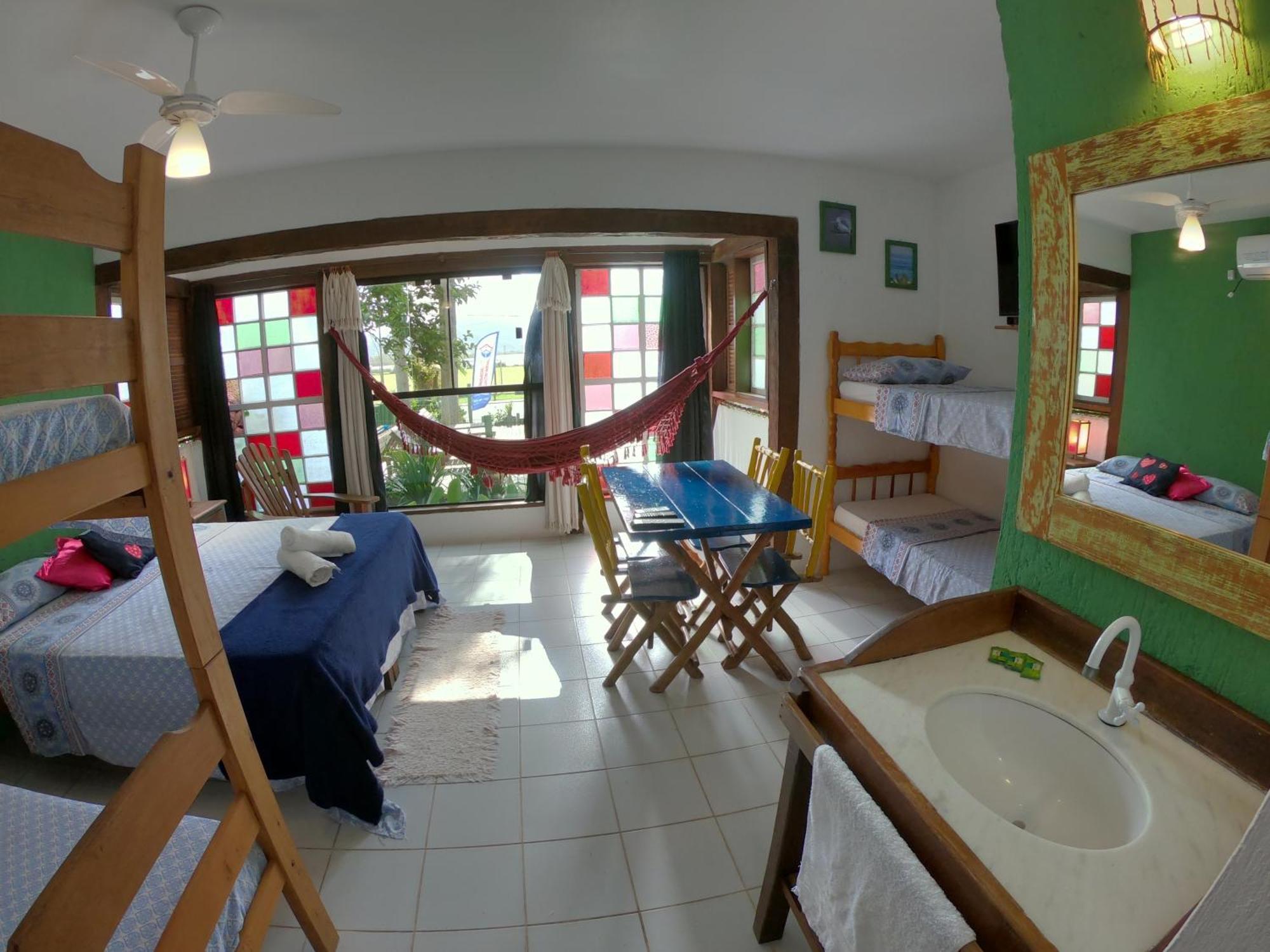 Pousada Canoa Azul Na Praia Da Ferrugem Garopaba Zimmer foto